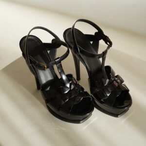 Sandália Yves Saint Laurent